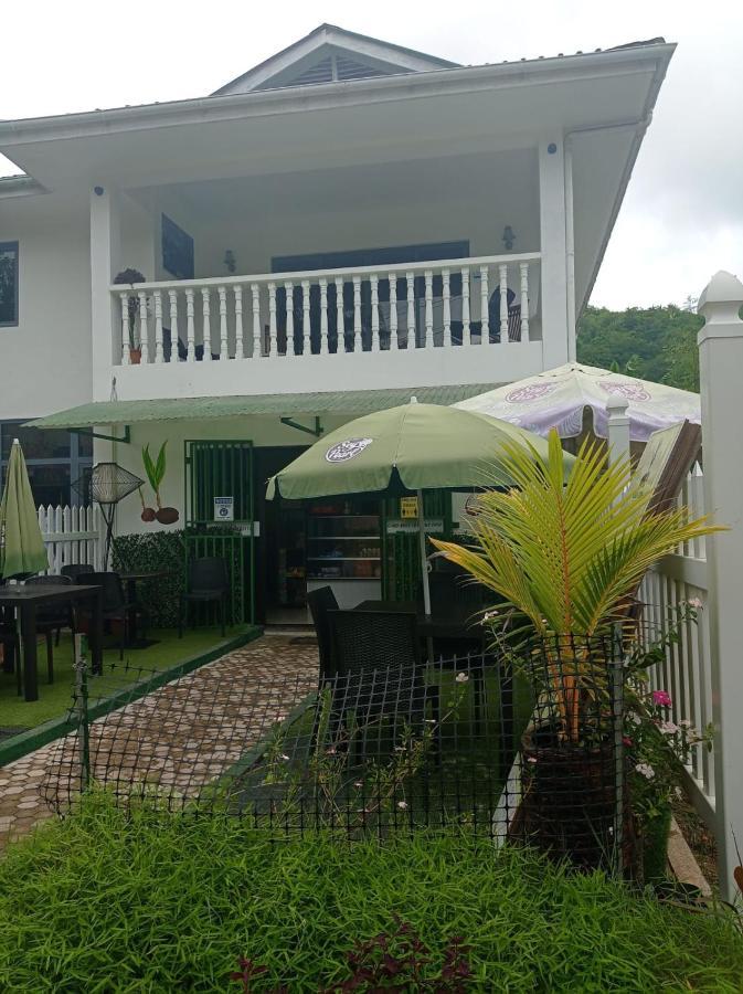 Les Forbans SelfCatering Apartment Takamaka Extérieur photo