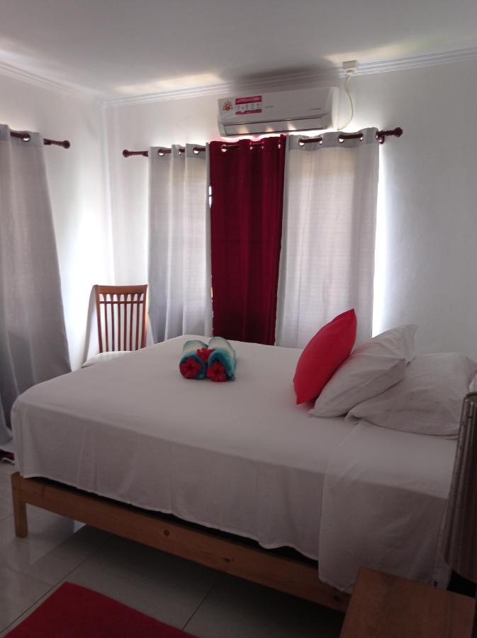 Les Forbans SelfCatering Apartment Takamaka Extérieur photo