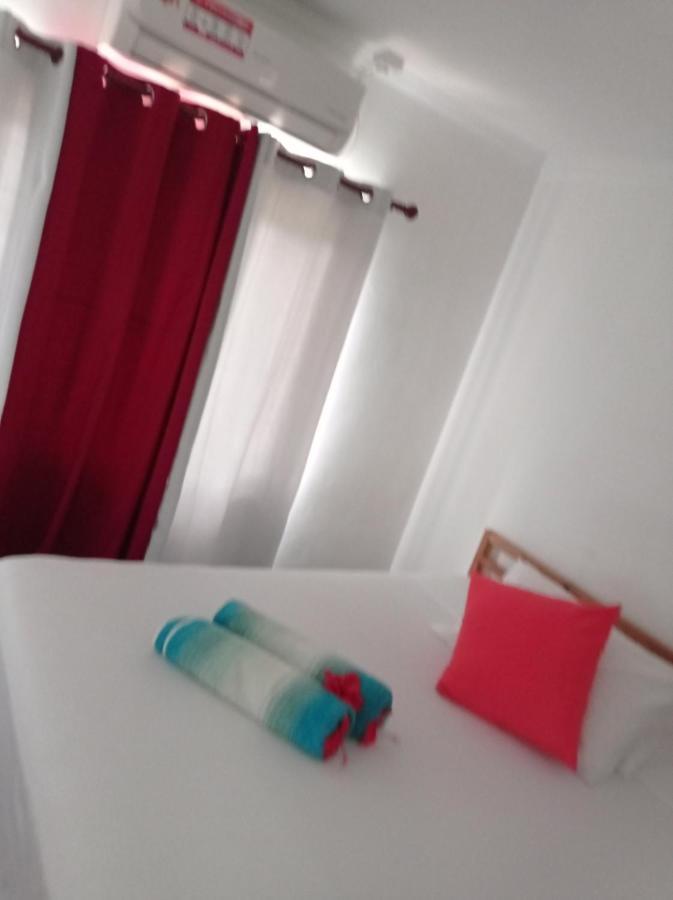 Les Forbans SelfCatering Apartment Takamaka Extérieur photo